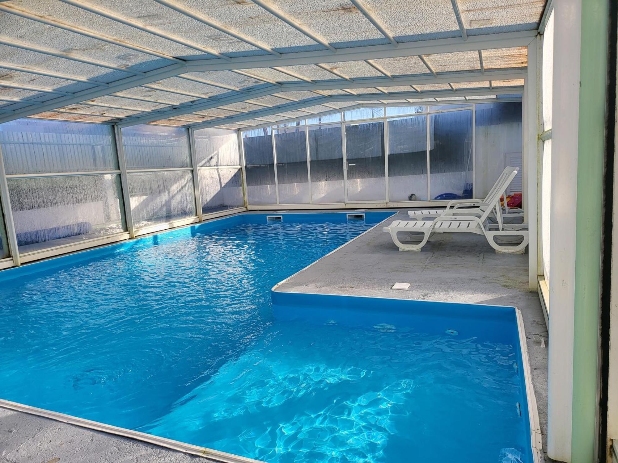 Aroeira Tropical Villa - Omega Charneca  Eksteriør billede