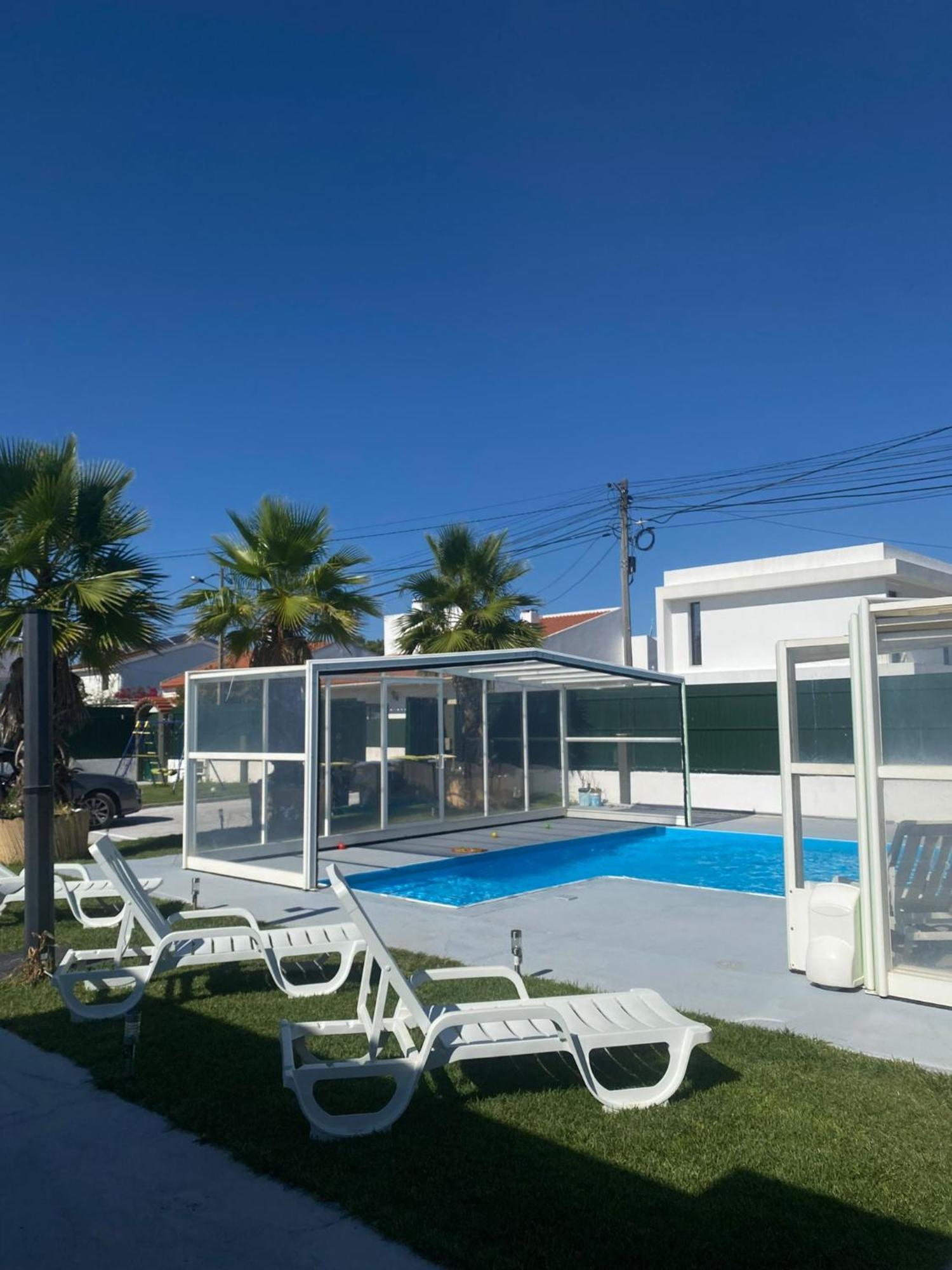 Aroeira Tropical Villa - Omega Charneca  Eksteriør billede